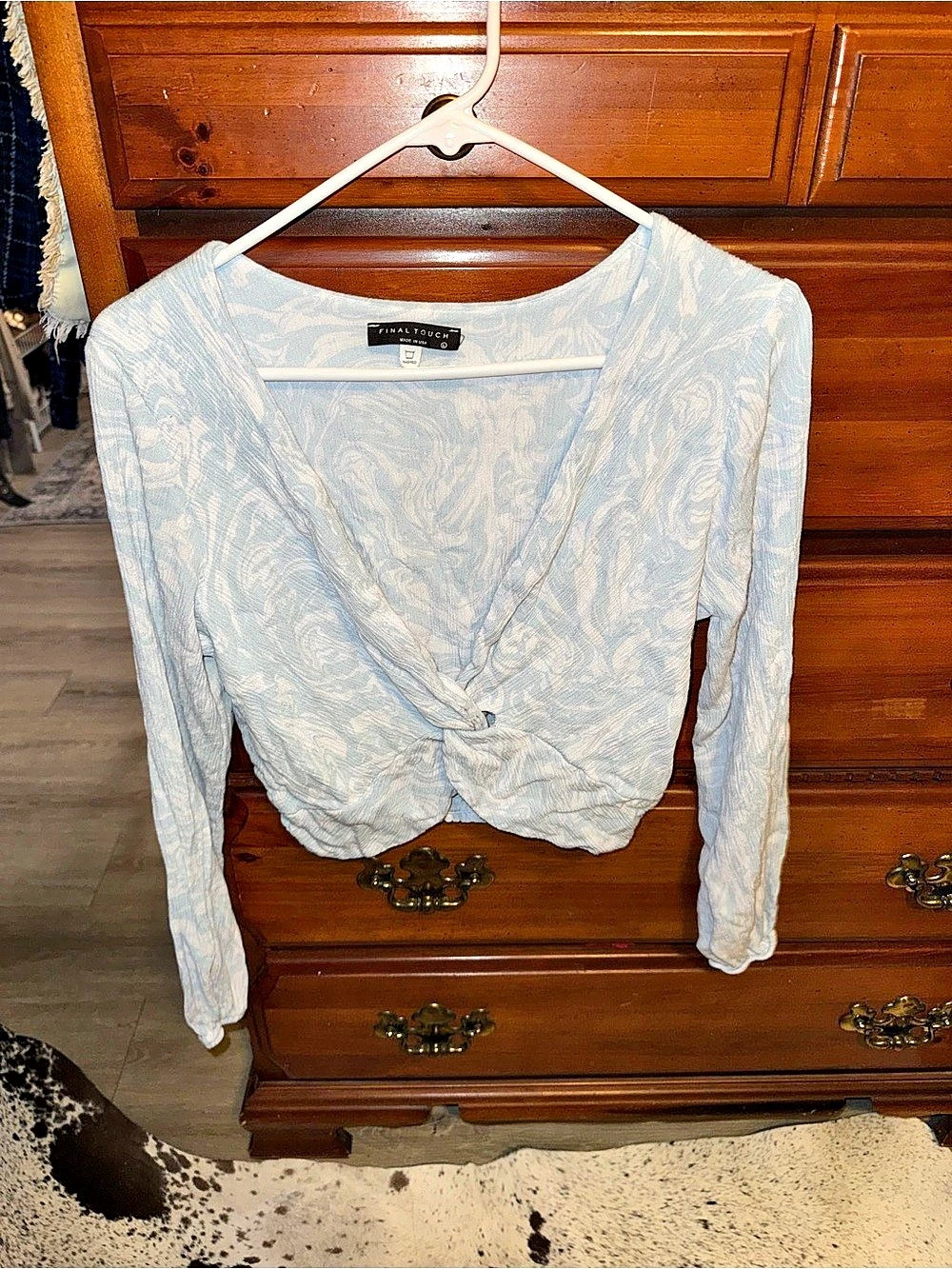 Final Touch Long Sleeve Abstract Blouse in Blue Size Large